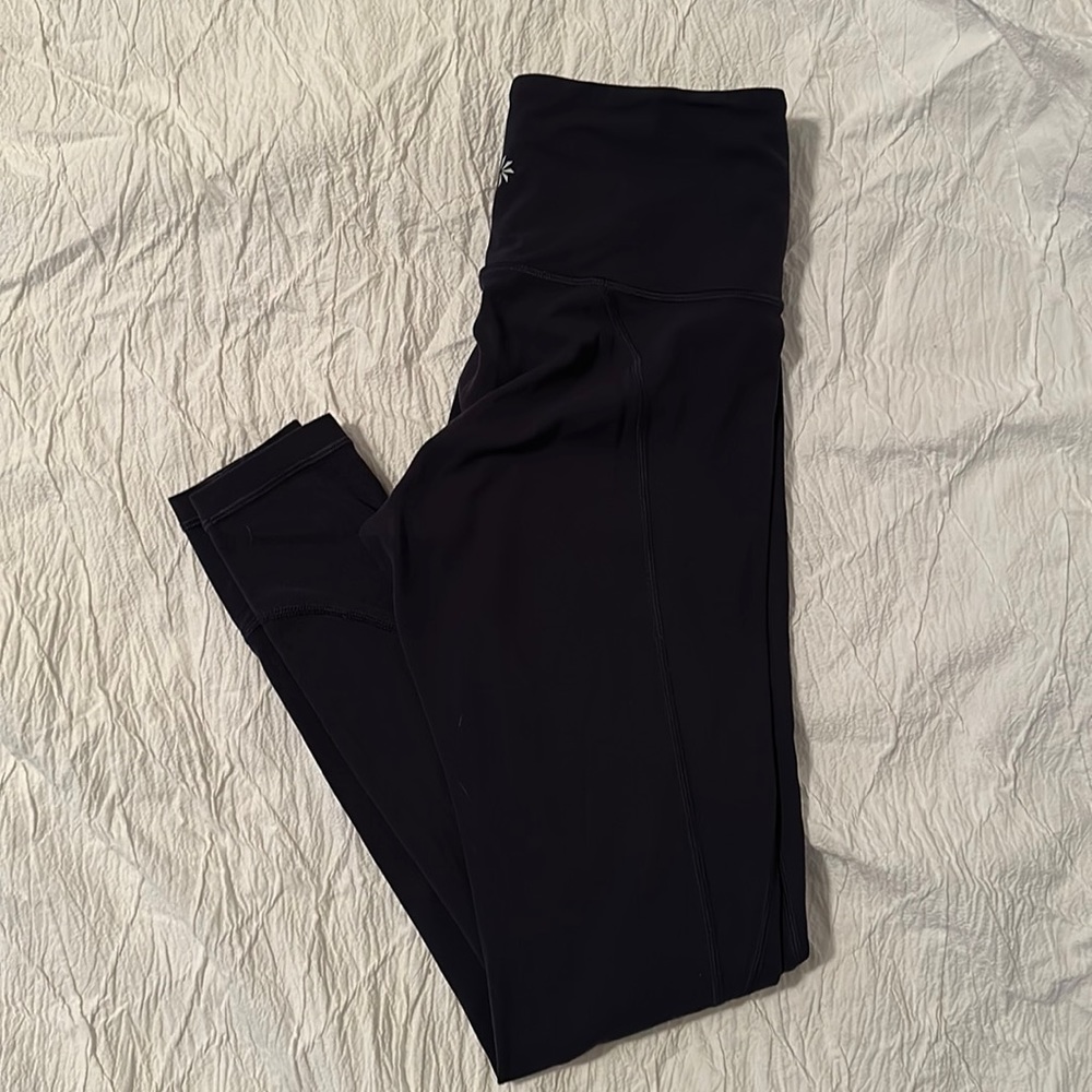 SOLD Athleta Salutation 7/8